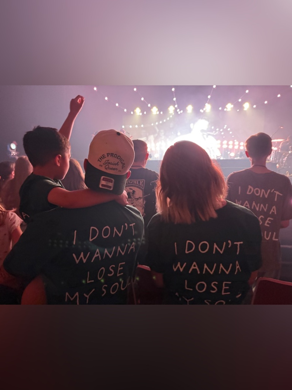 Josiah Queen, the prodigal I don’t wanna lose my soul concert  Christian Jesus
